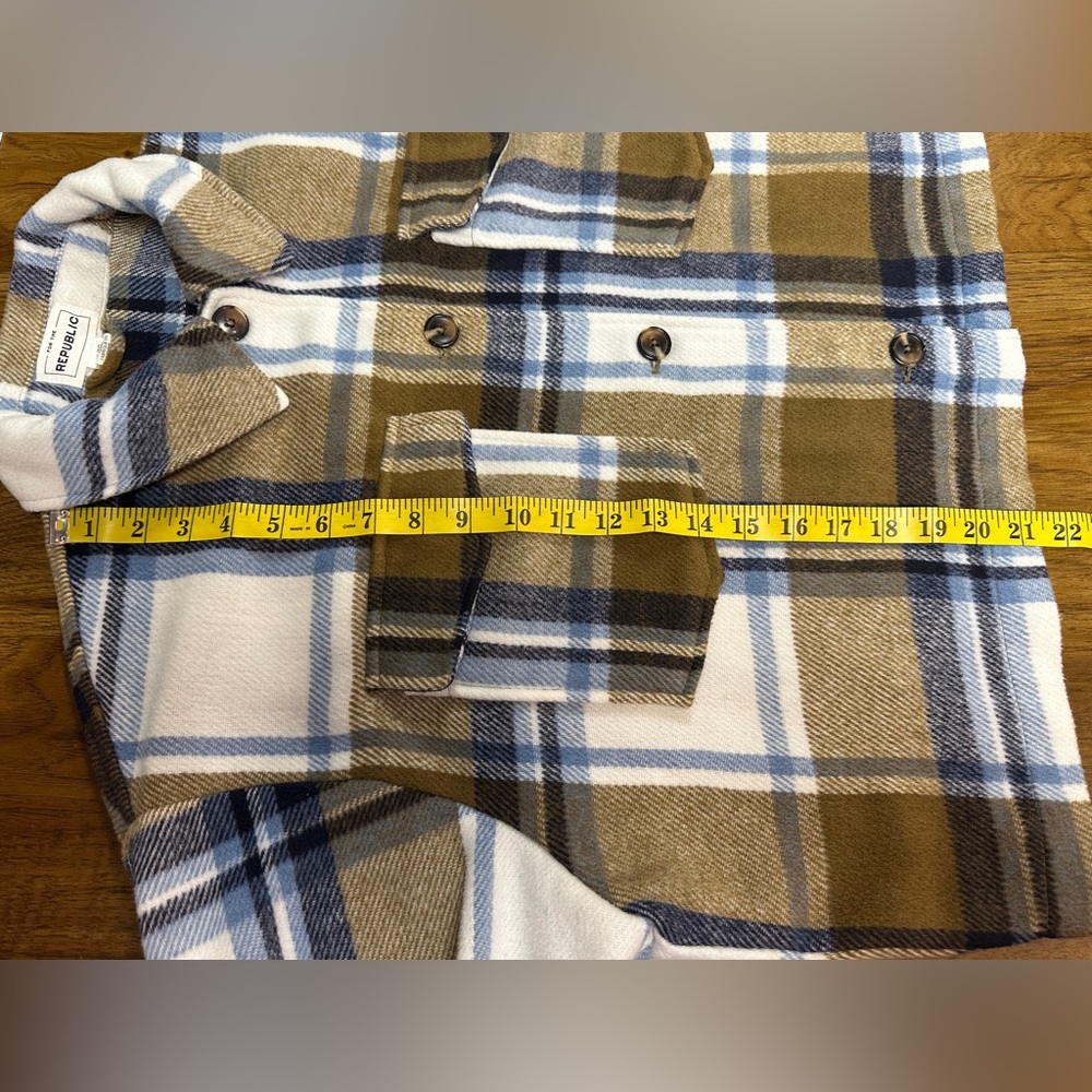 For the Republic Cropped Brown, Blue, White Plaid Flannel Shacket Women’s Sz XL - Picture 3 of 8